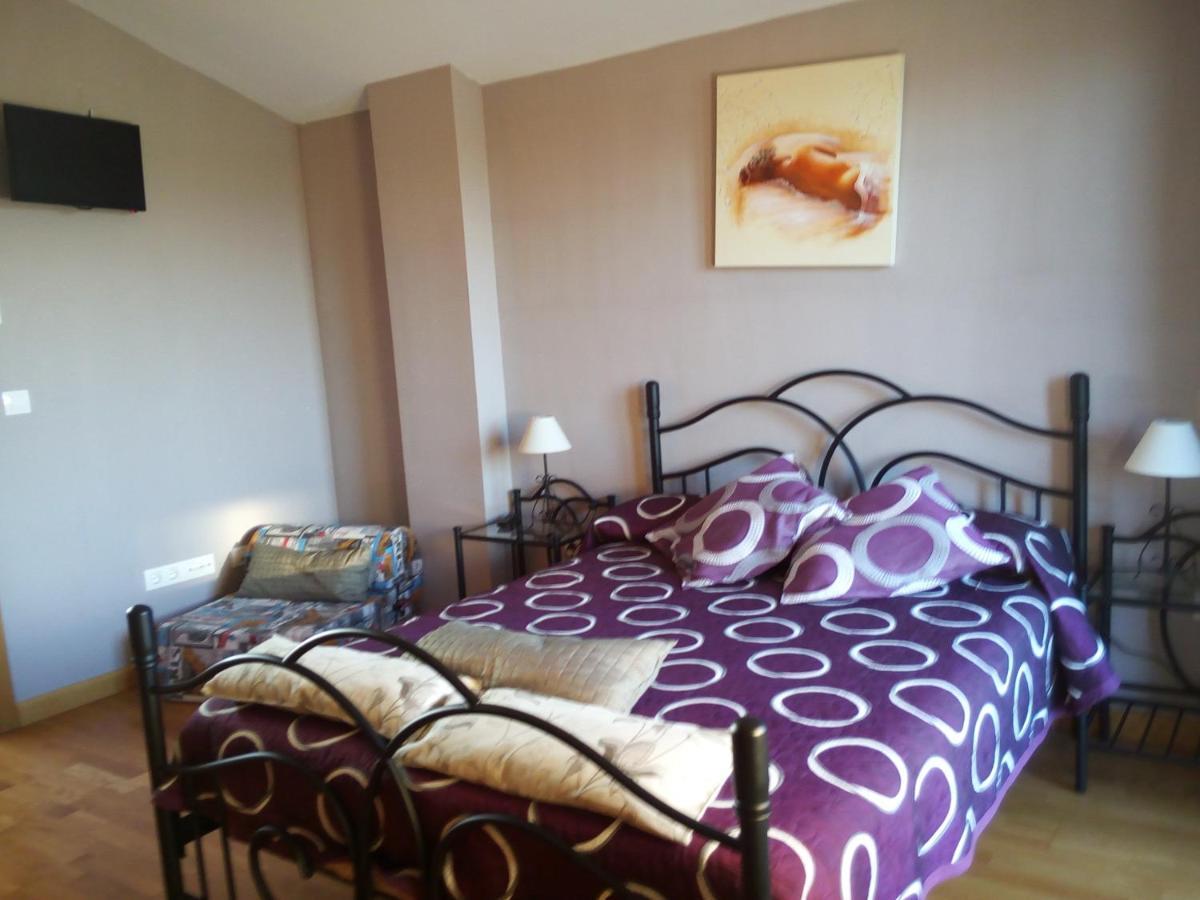 Apartamento Golf Buenas Vistas Cirueña 外观 照片