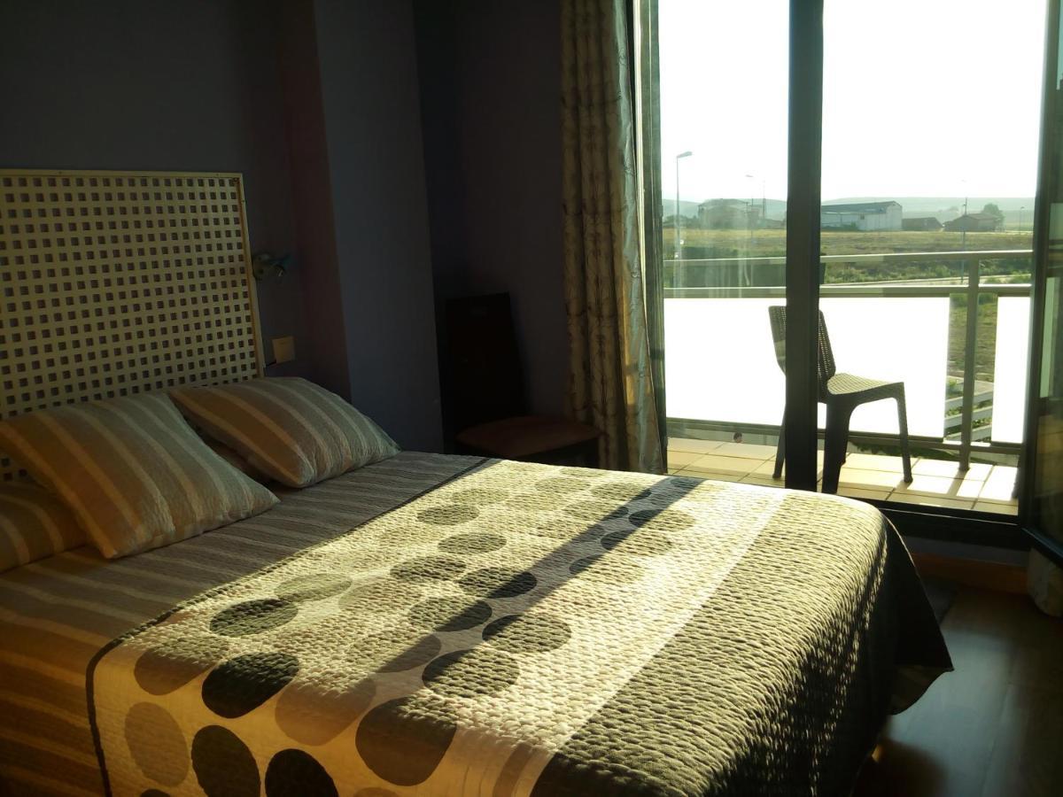 Apartamento Golf Buenas Vistas Cirueña 外观 照片