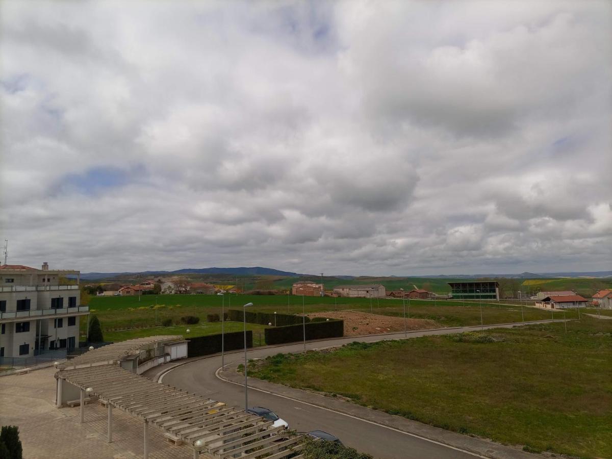 Apartamento Golf Buenas Vistas Cirueña 外观 照片