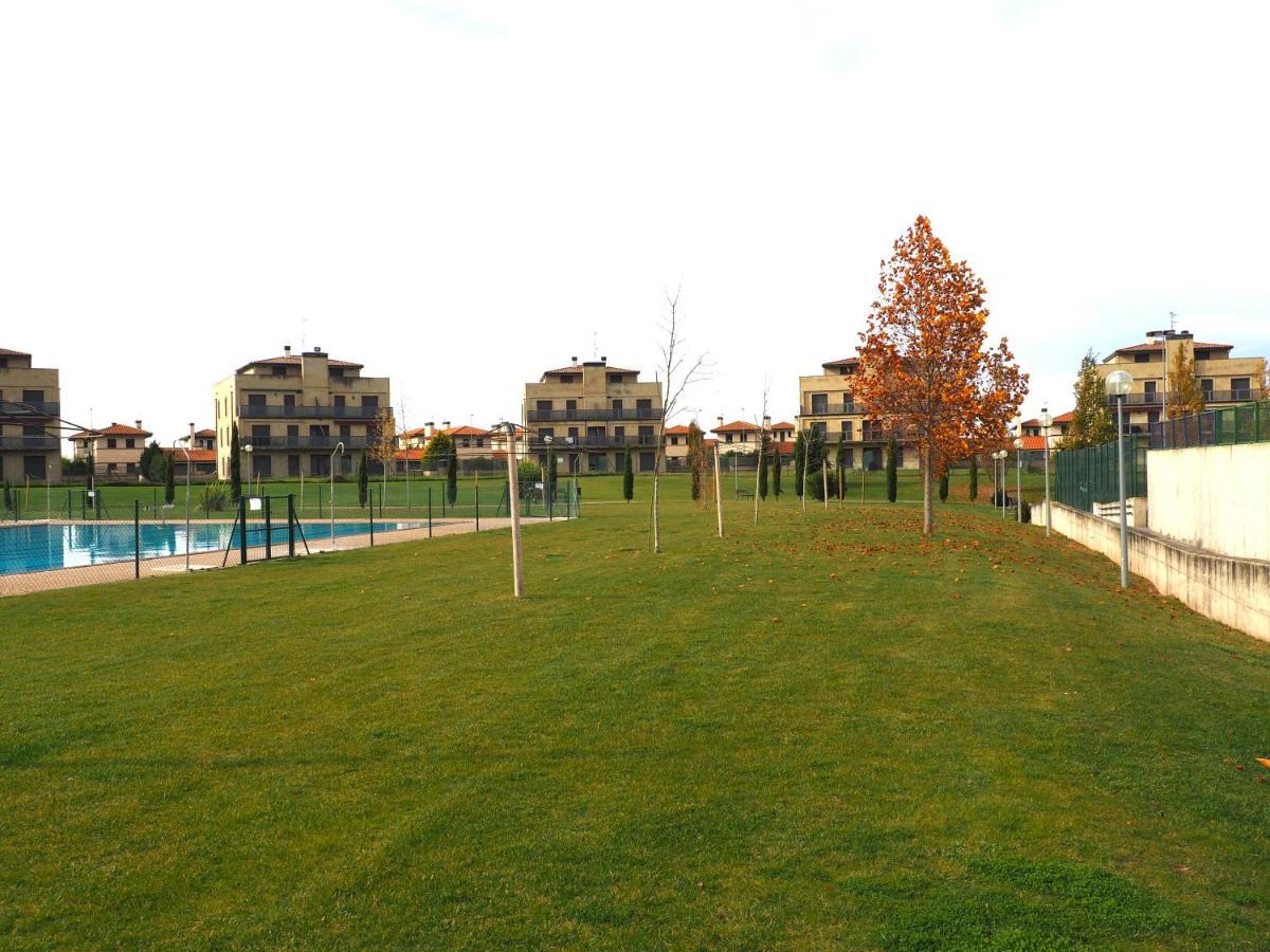 Apartamento Golf Buenas Vistas Cirueña 外观 照片