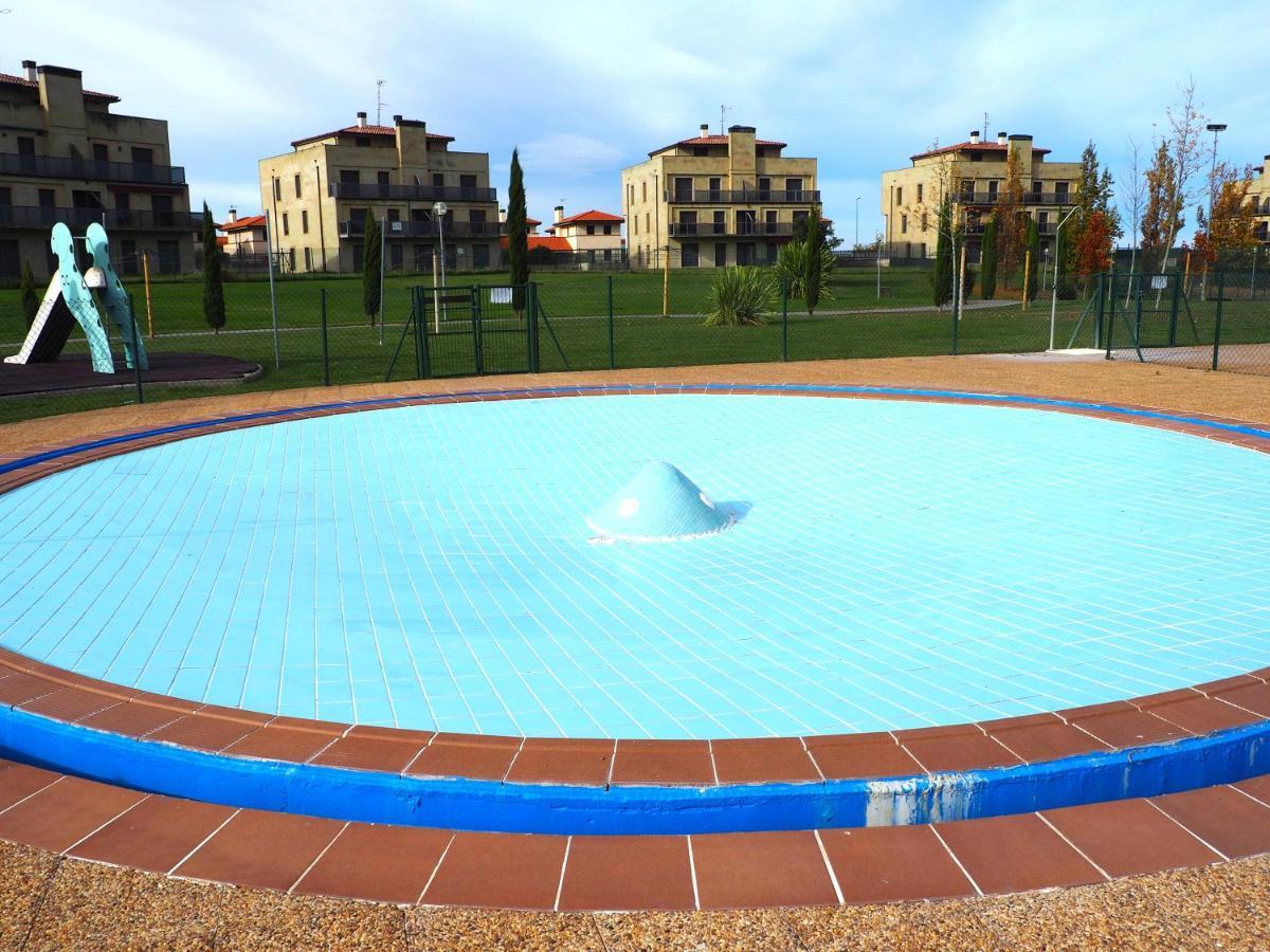 Apartamento Golf Buenas Vistas Cirueña 外观 照片
